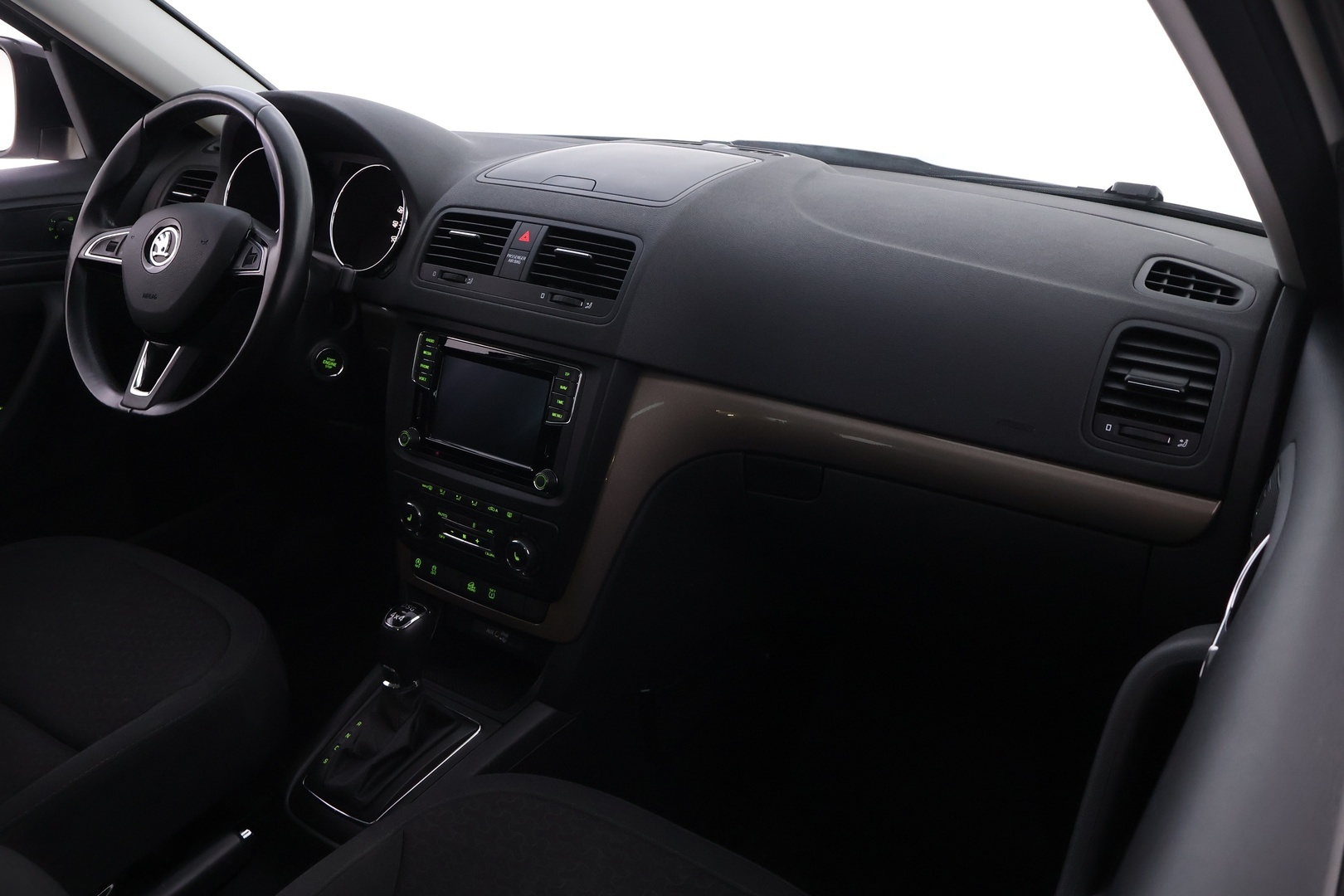 SKODA Yeti 2016