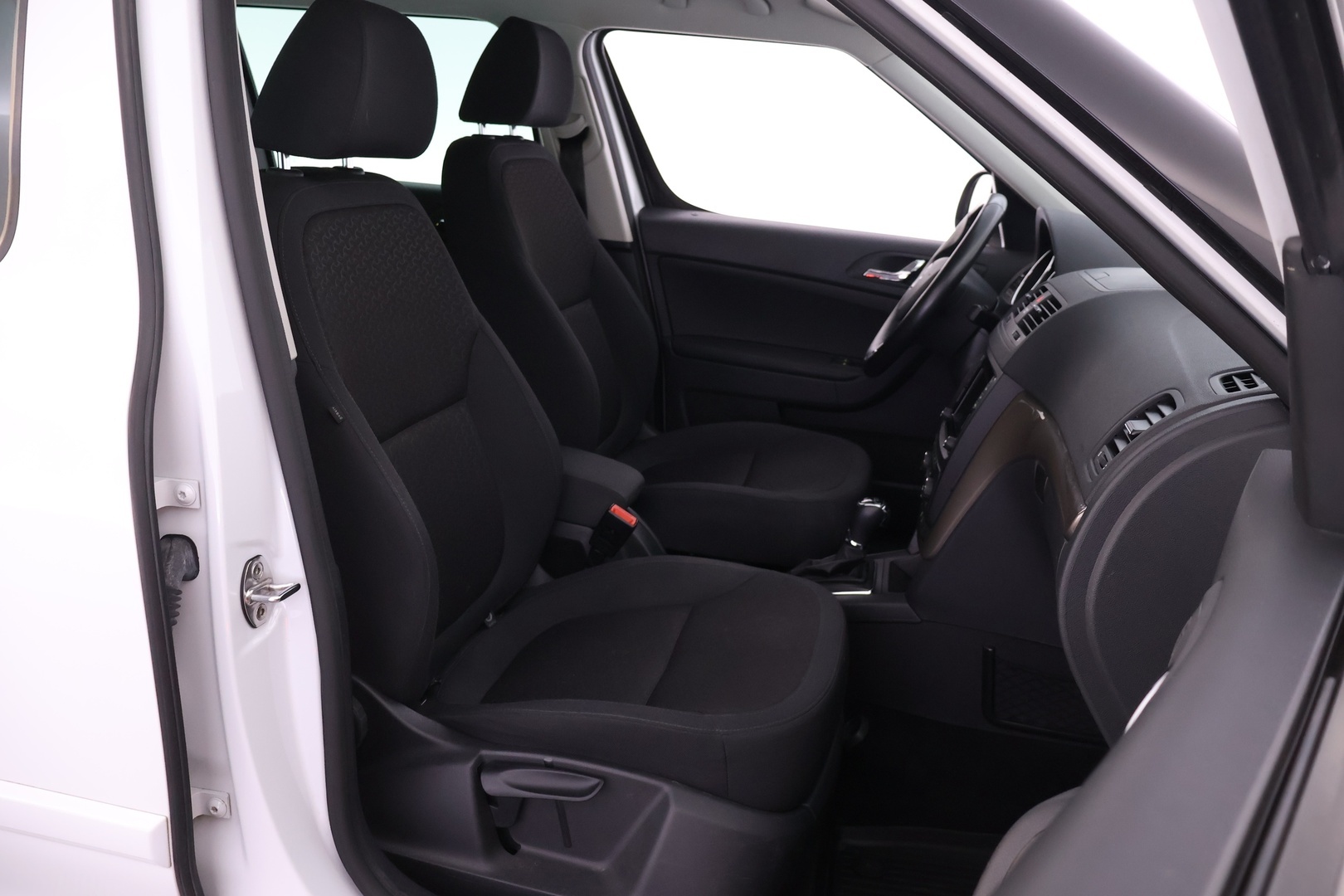 SKODA Yeti 2016