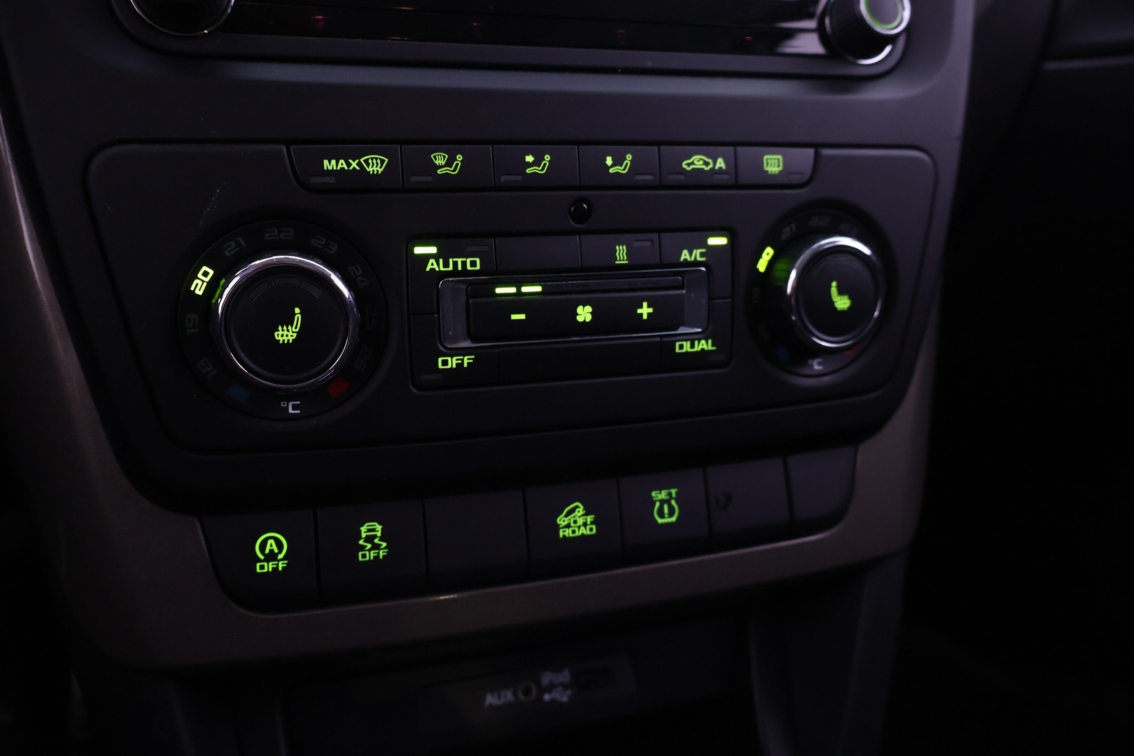 SKODA Yeti 2016