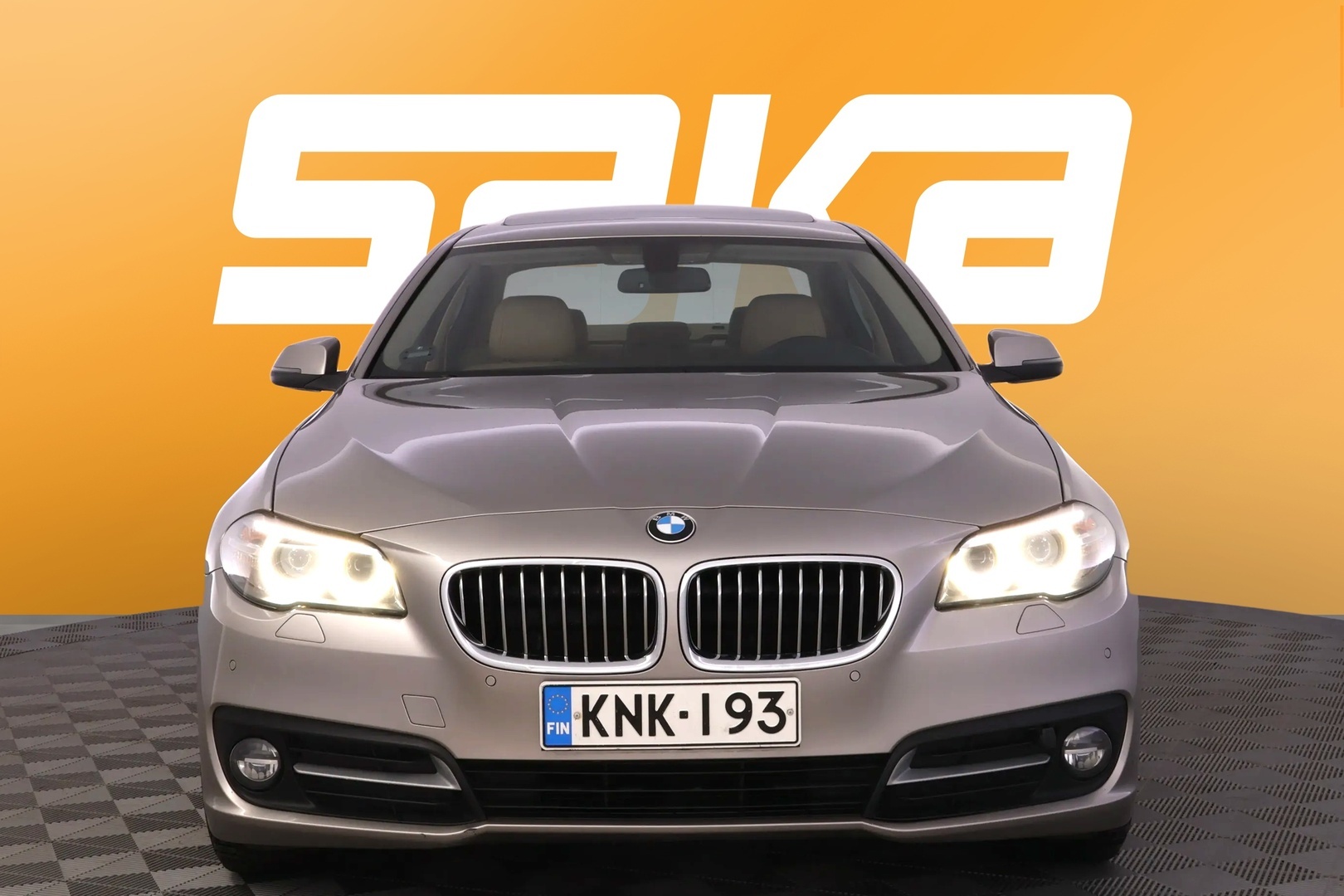 BMW 518 2016
