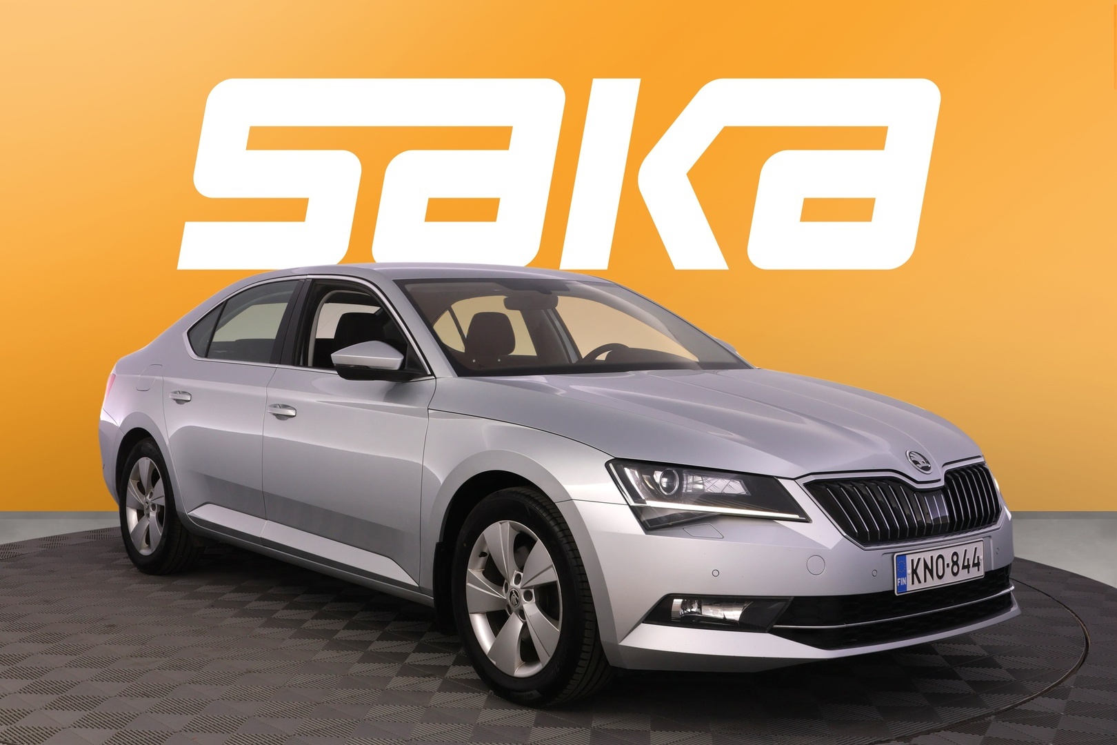 SKODA Superb 2016