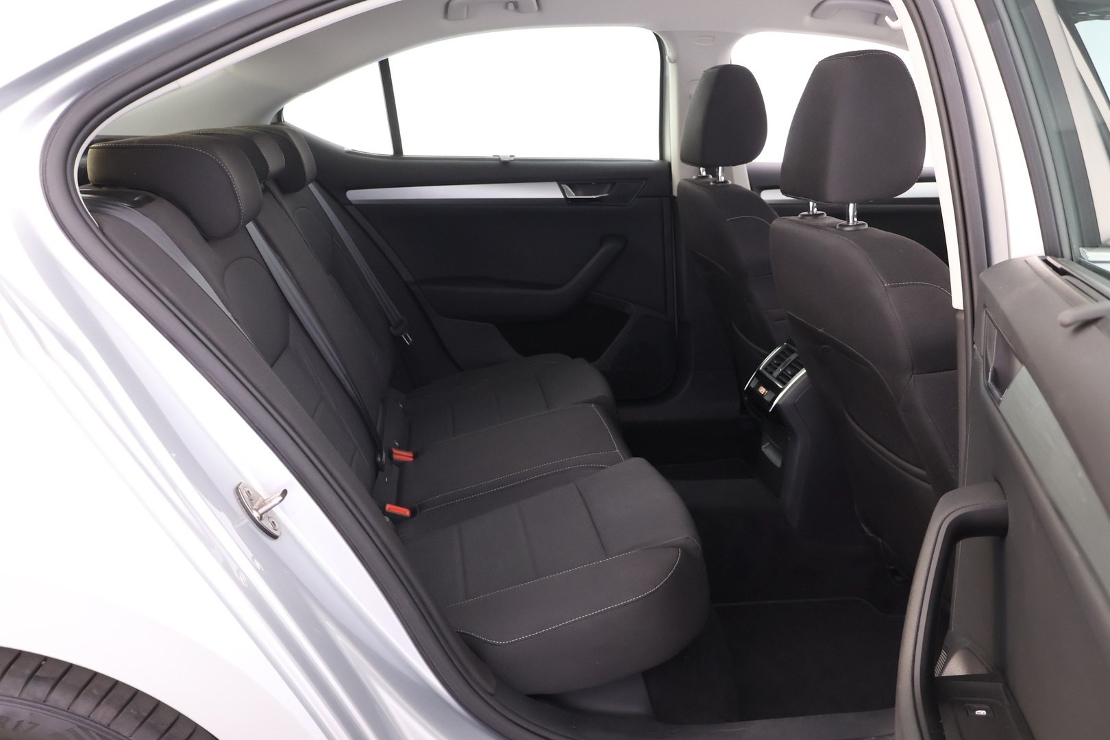 SKODA Superb 2016