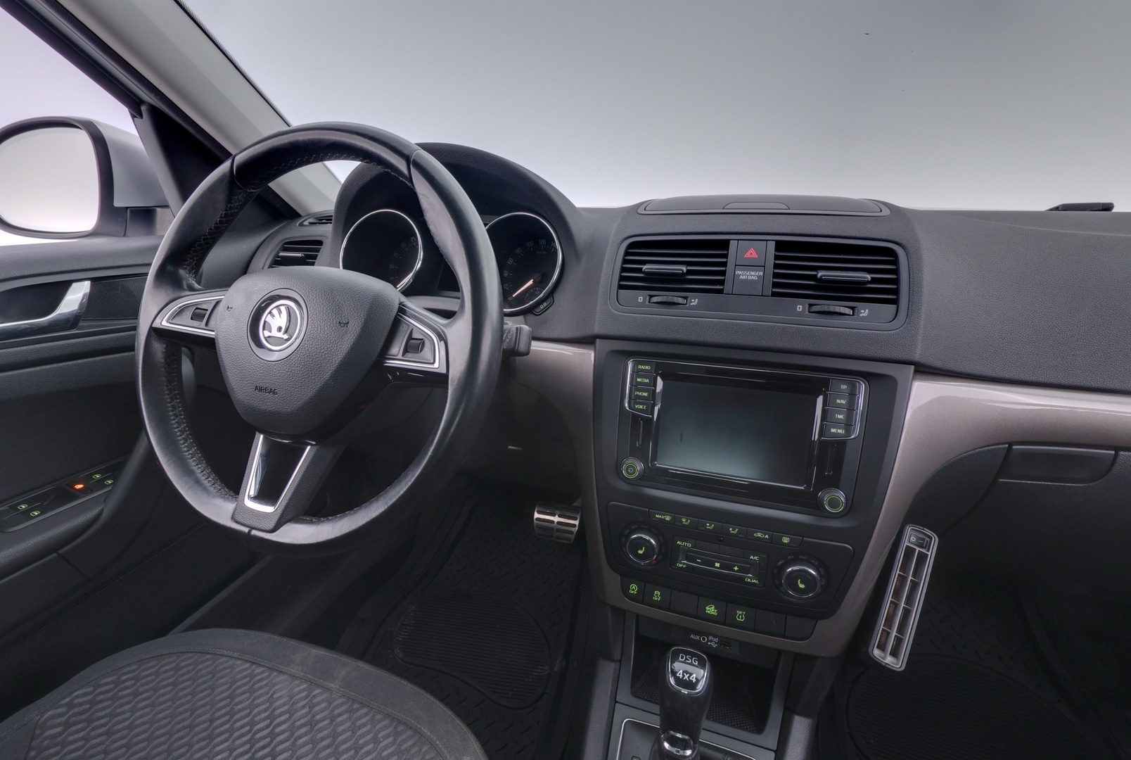 SKODA Yeti 2016