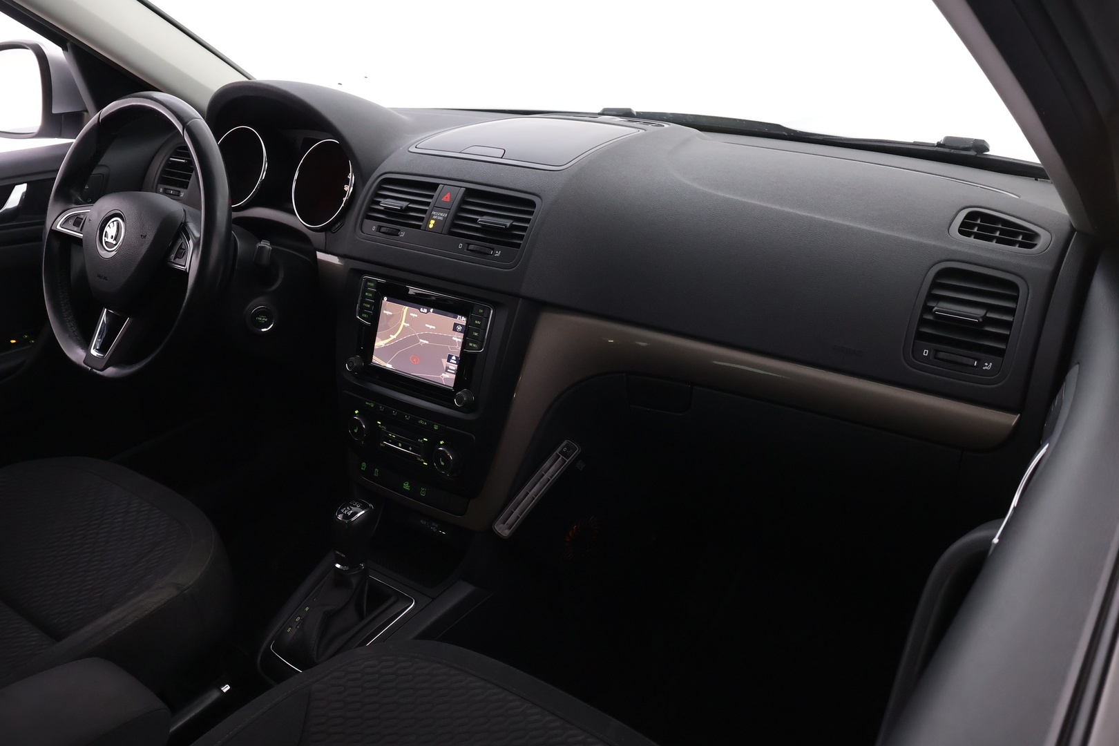 SKODA Yeti 2016