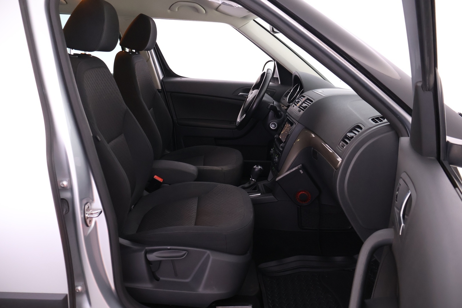 SKODA Yeti 2016