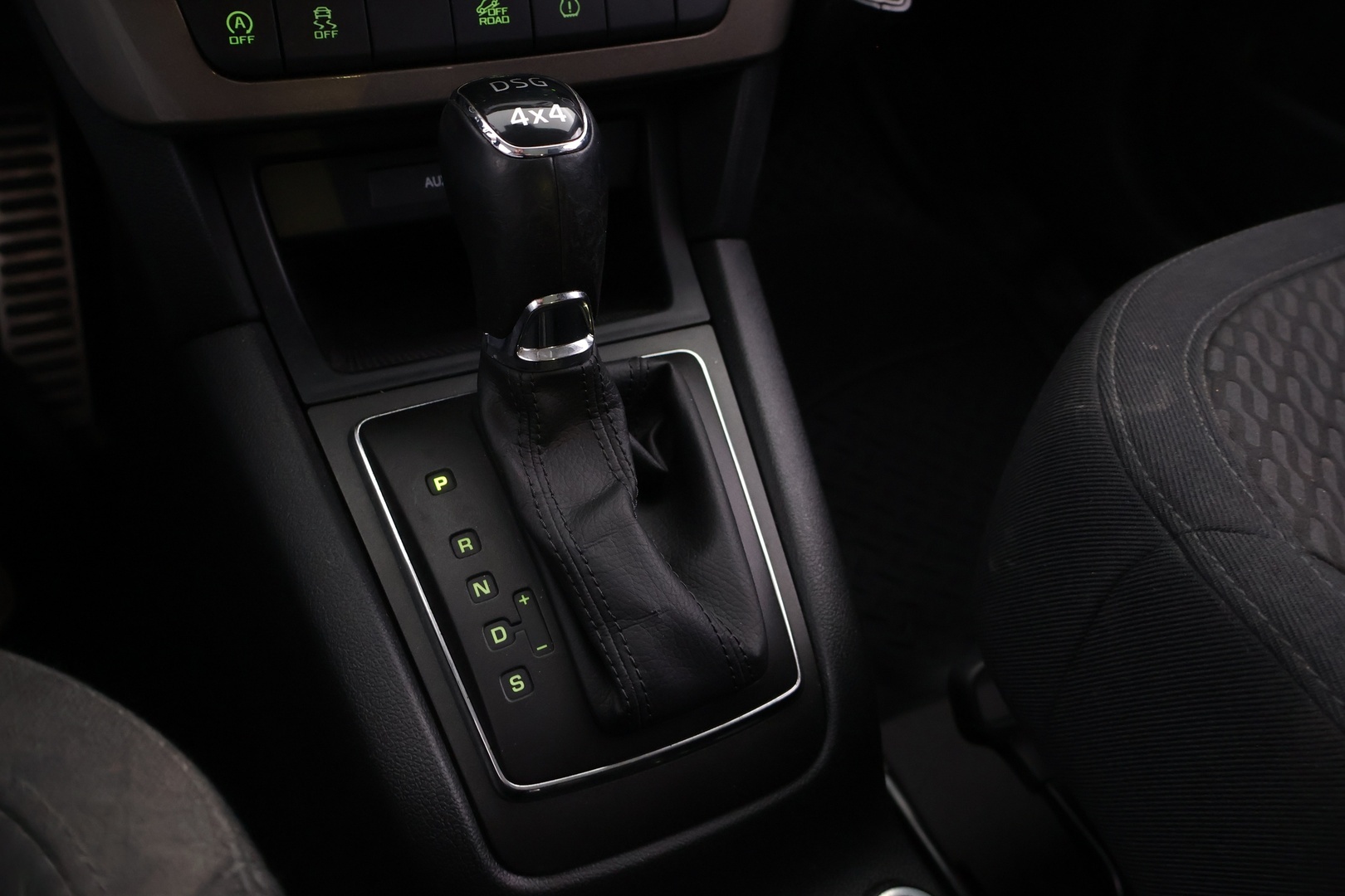 SKODA Yeti 2016