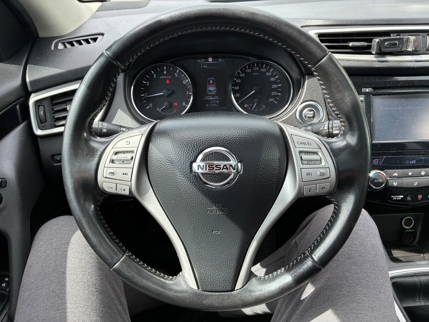 NISSAN Qashqai 2017