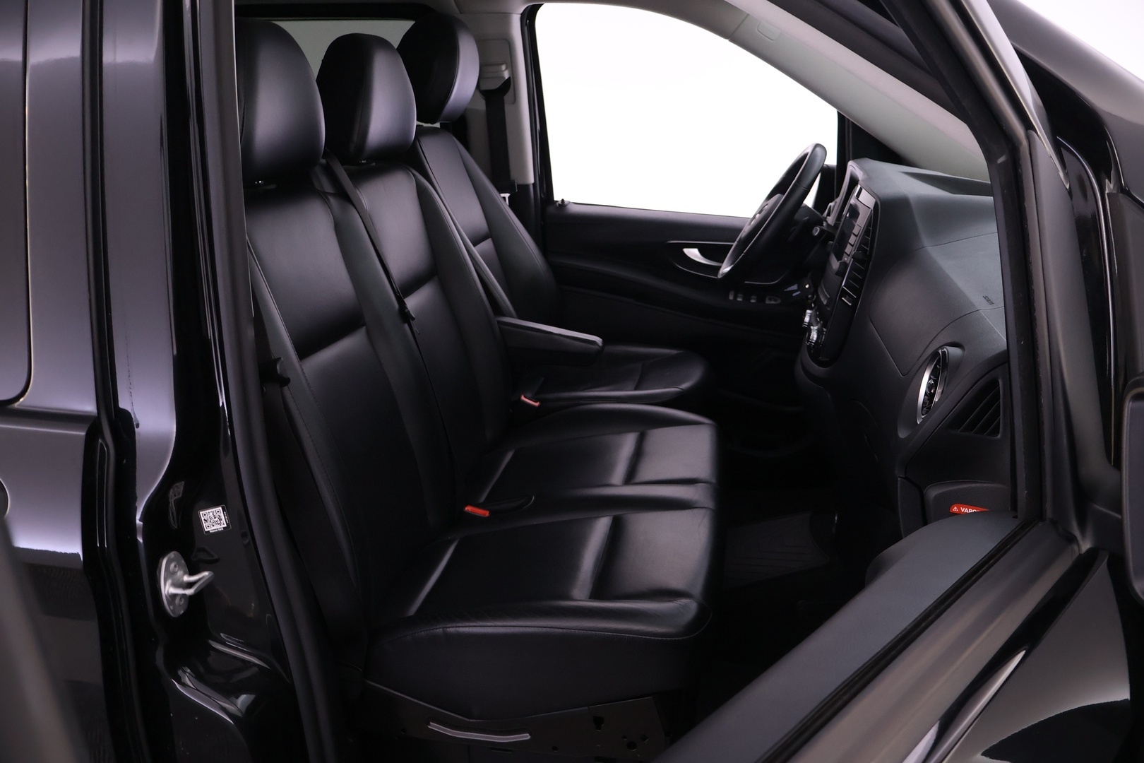 MERCEDES-BENZ Vito 2023