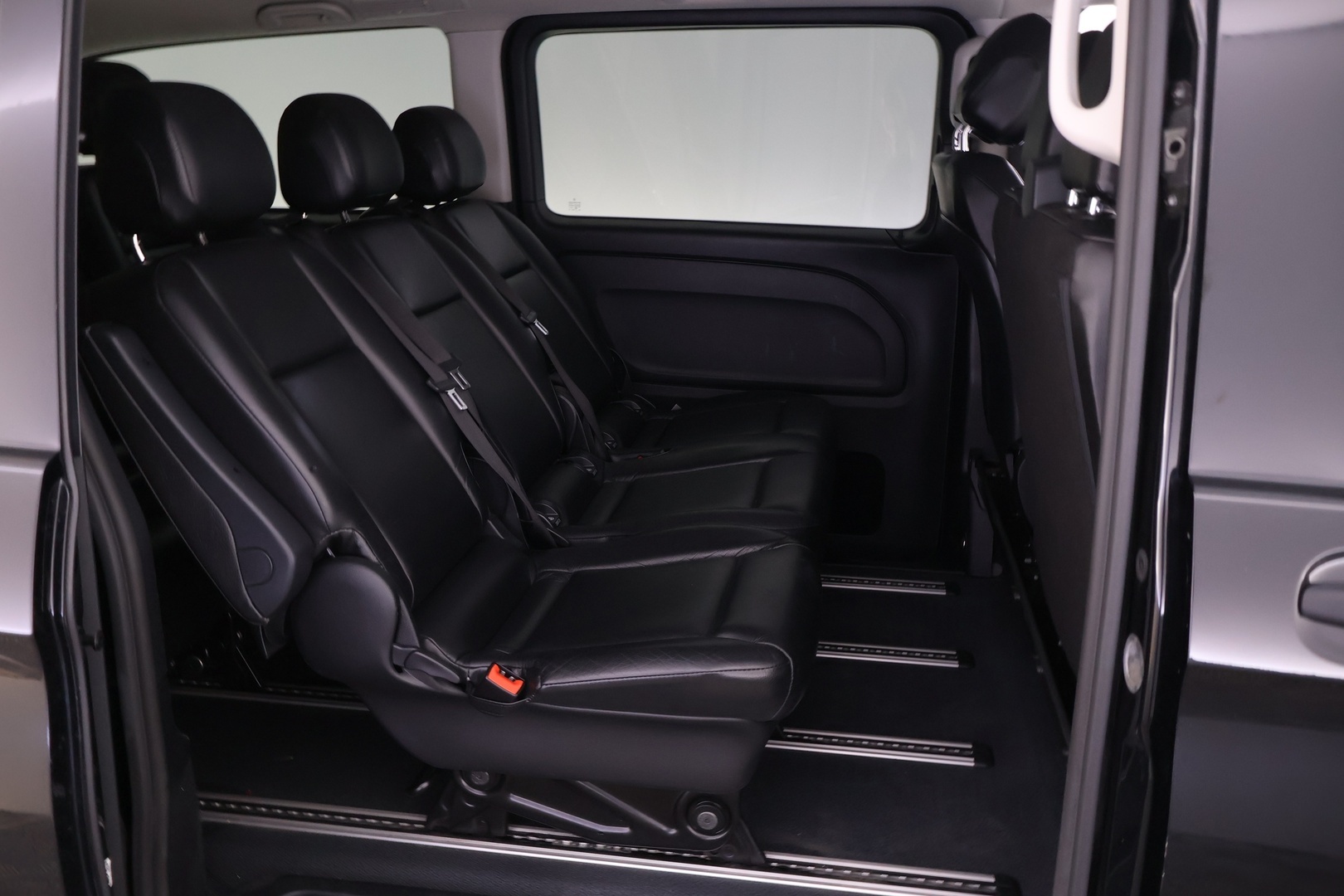MERCEDES-BENZ Vito 2023