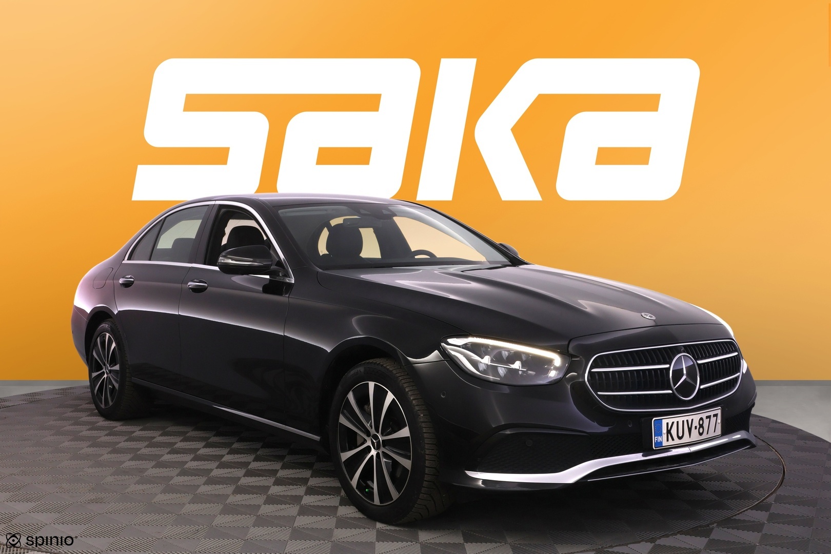 MERCEDES-BENZ E 2023