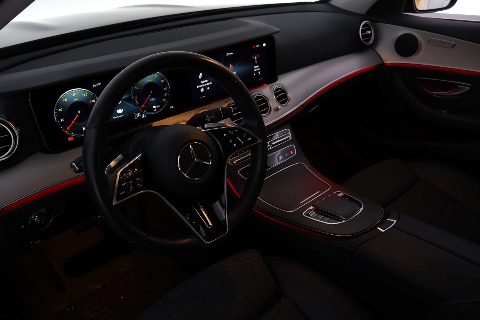 MERCEDES-BENZ E 2023