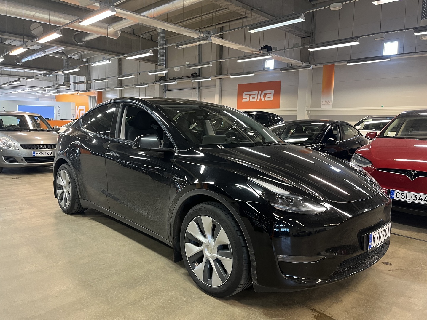 TESLA Model Y 2023