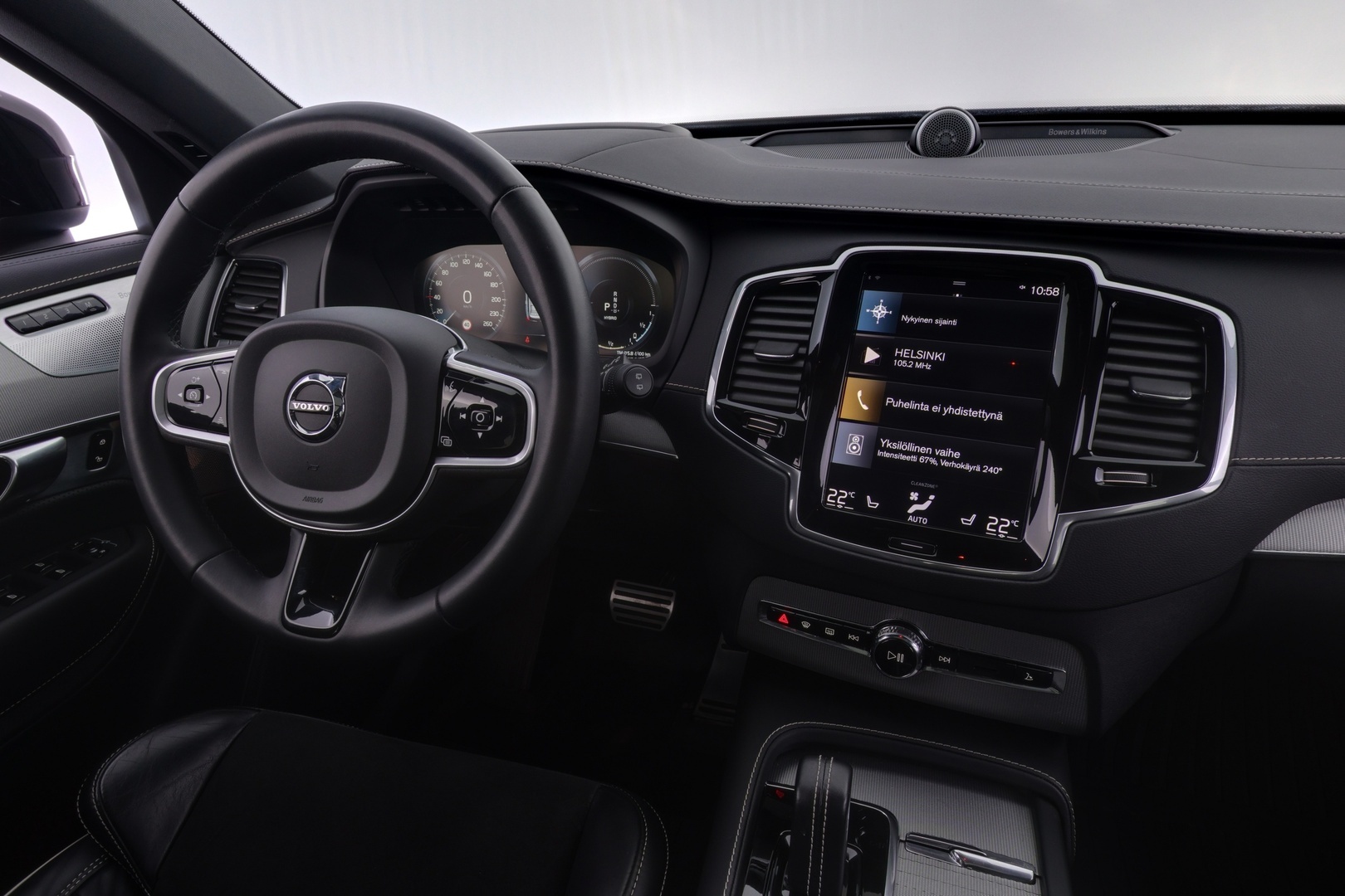 VOLVO XC90 2022