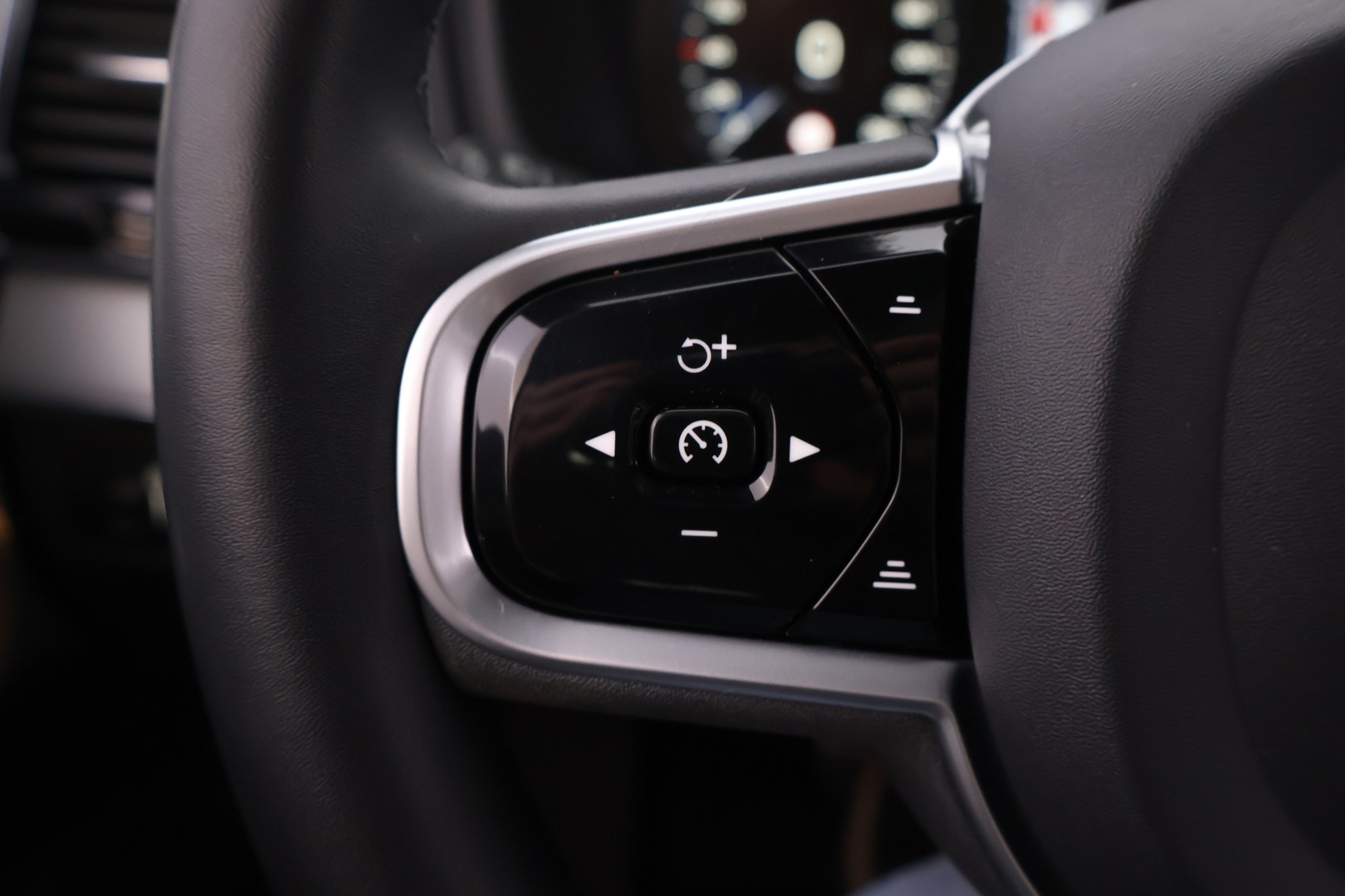 VOLVO XC90 2022