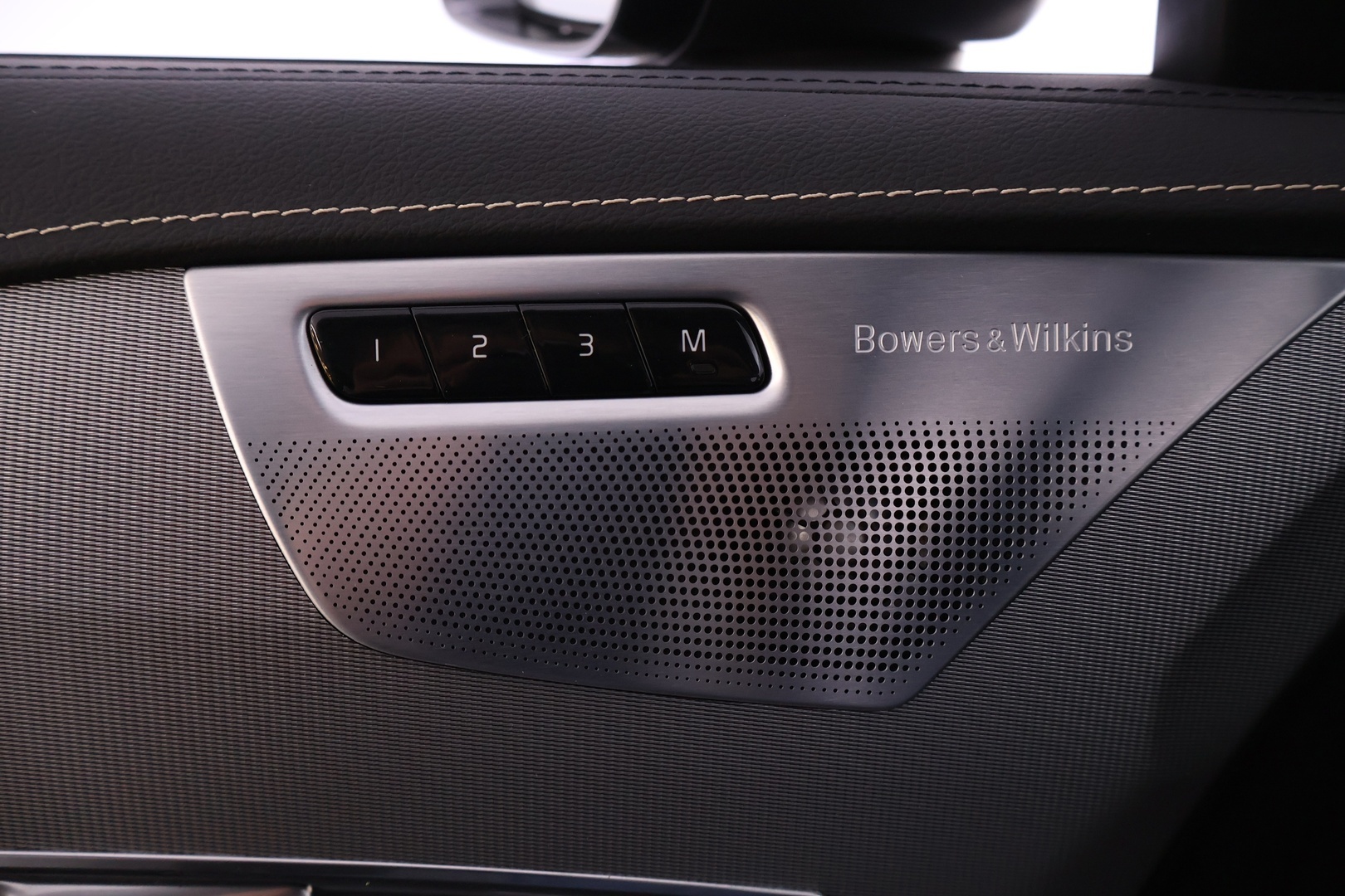 VOLVO XC90 2022
