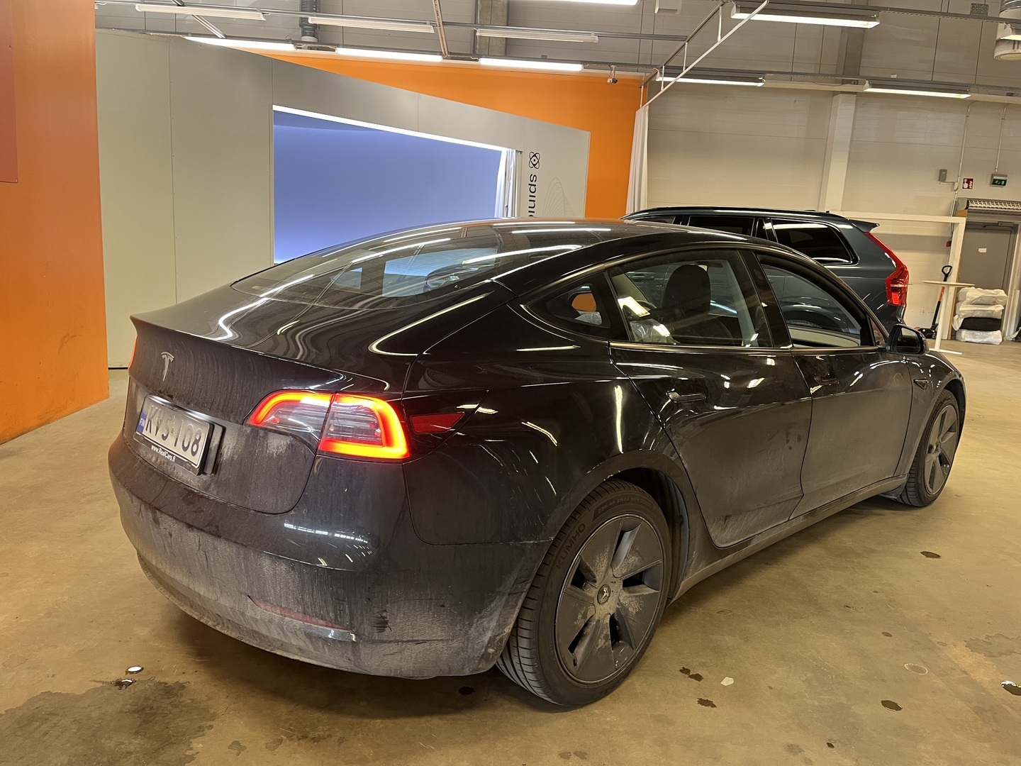 TESLA Model 3 2023
