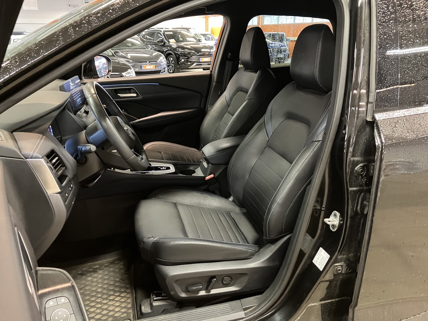 NISSAN Qashqai 2024