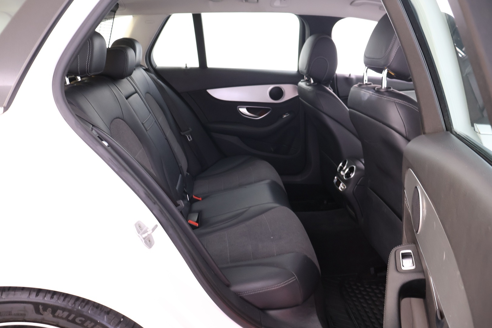 MERCEDES-BENZ C 2015