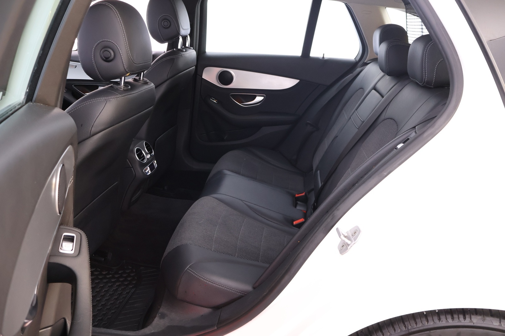 MERCEDES-BENZ C 2015