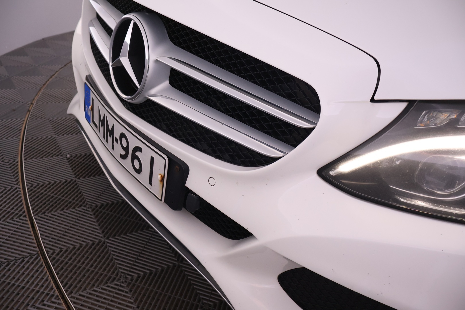 MERCEDES-BENZ C 2015