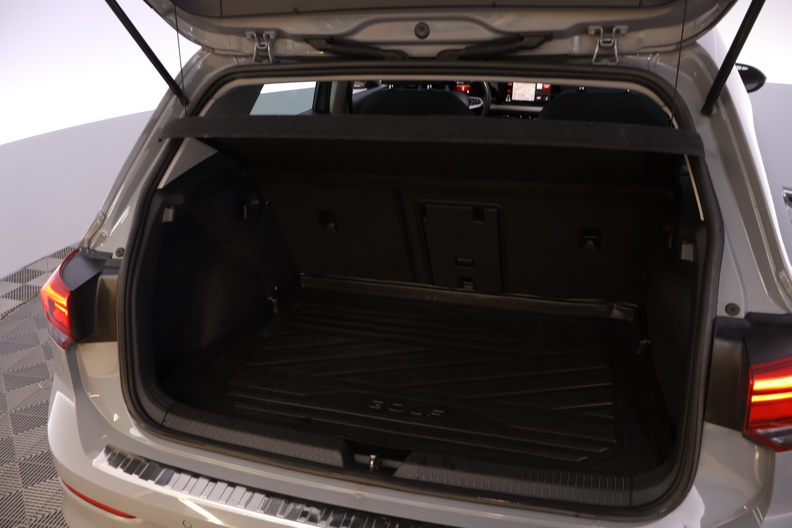 VOLKSWAGEN Golf 2020