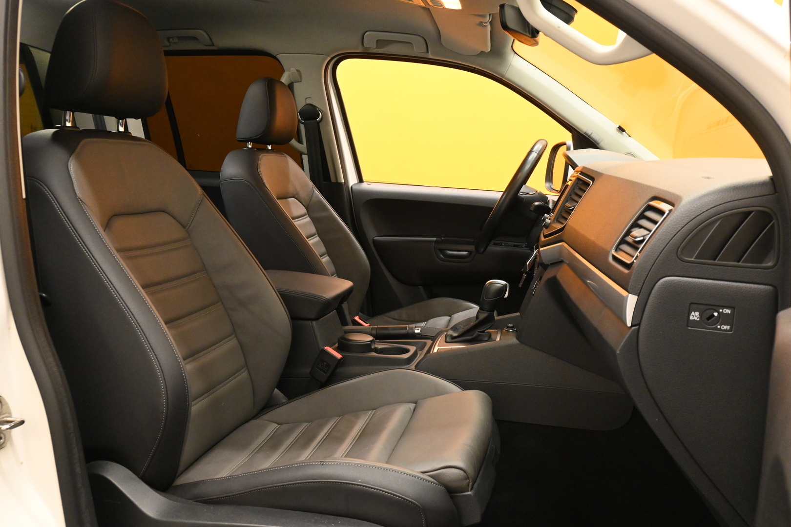 VOLKSWAGEN Amarok 2020