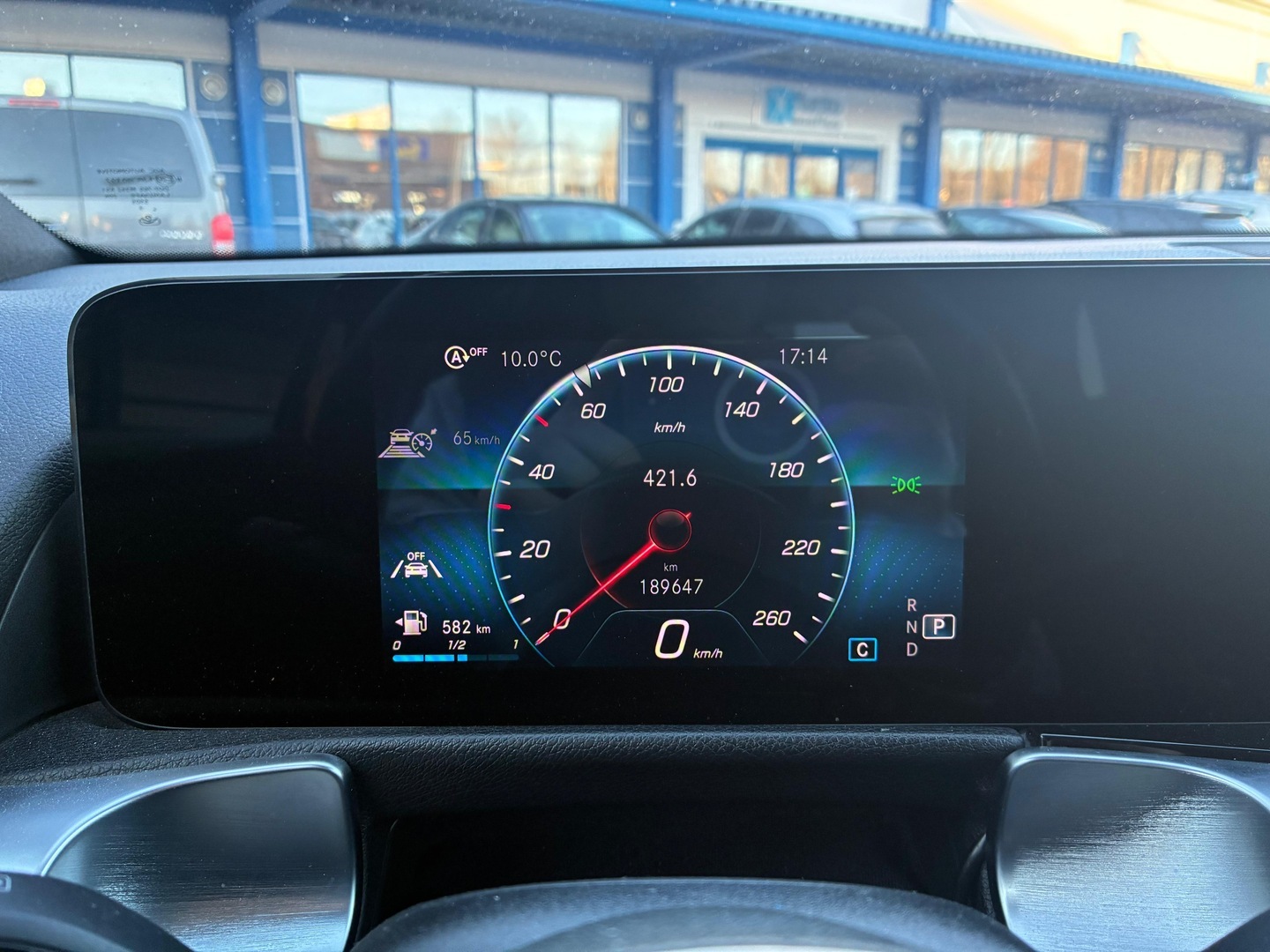 MERCEDES-BENZ GLB 2021