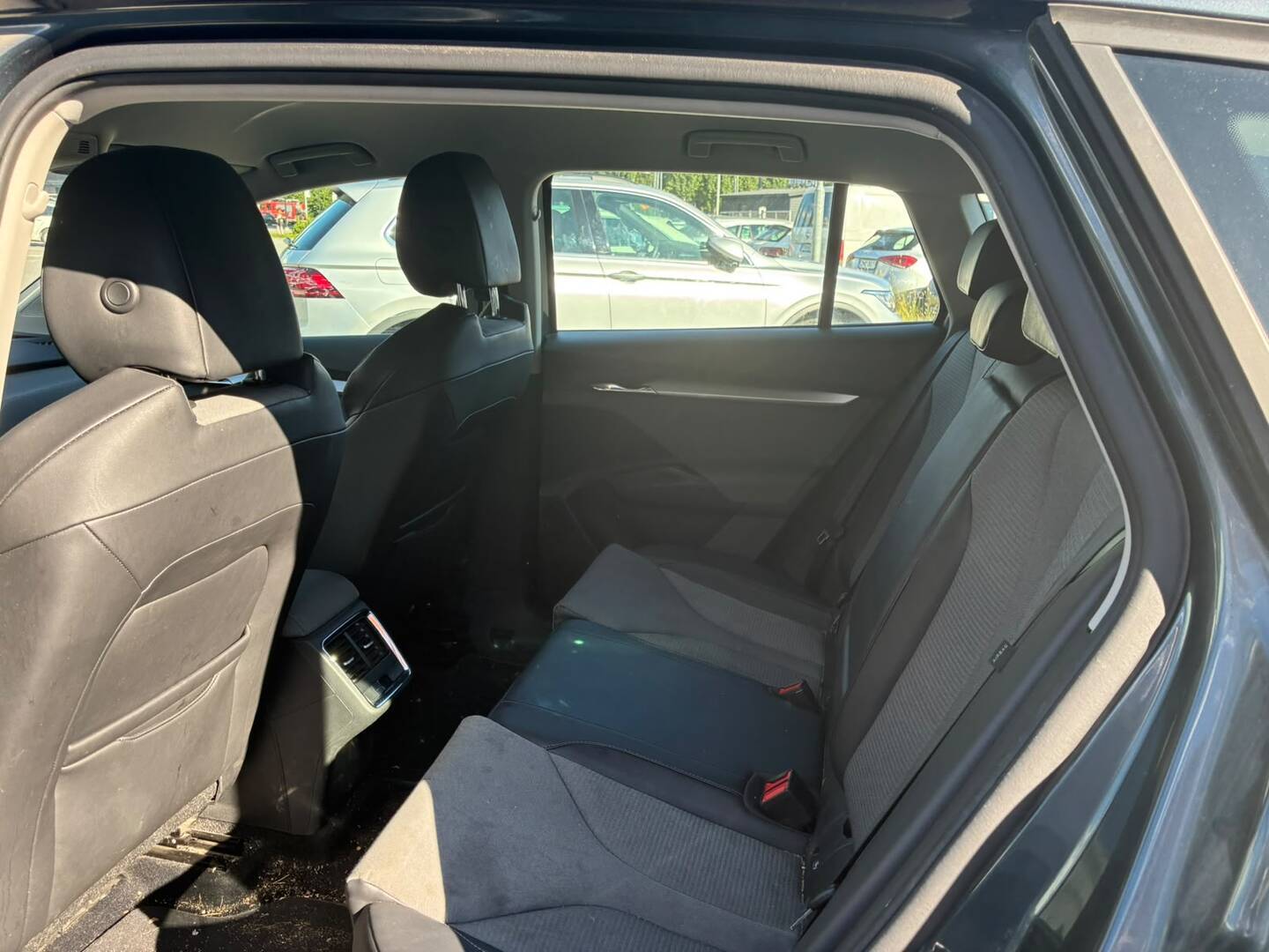 SKODA Enyaq 2021