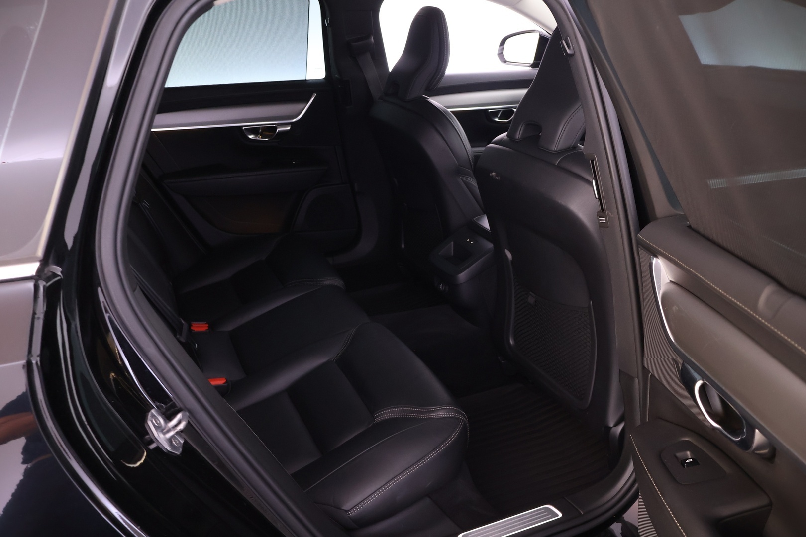 VOLVO V90 2019