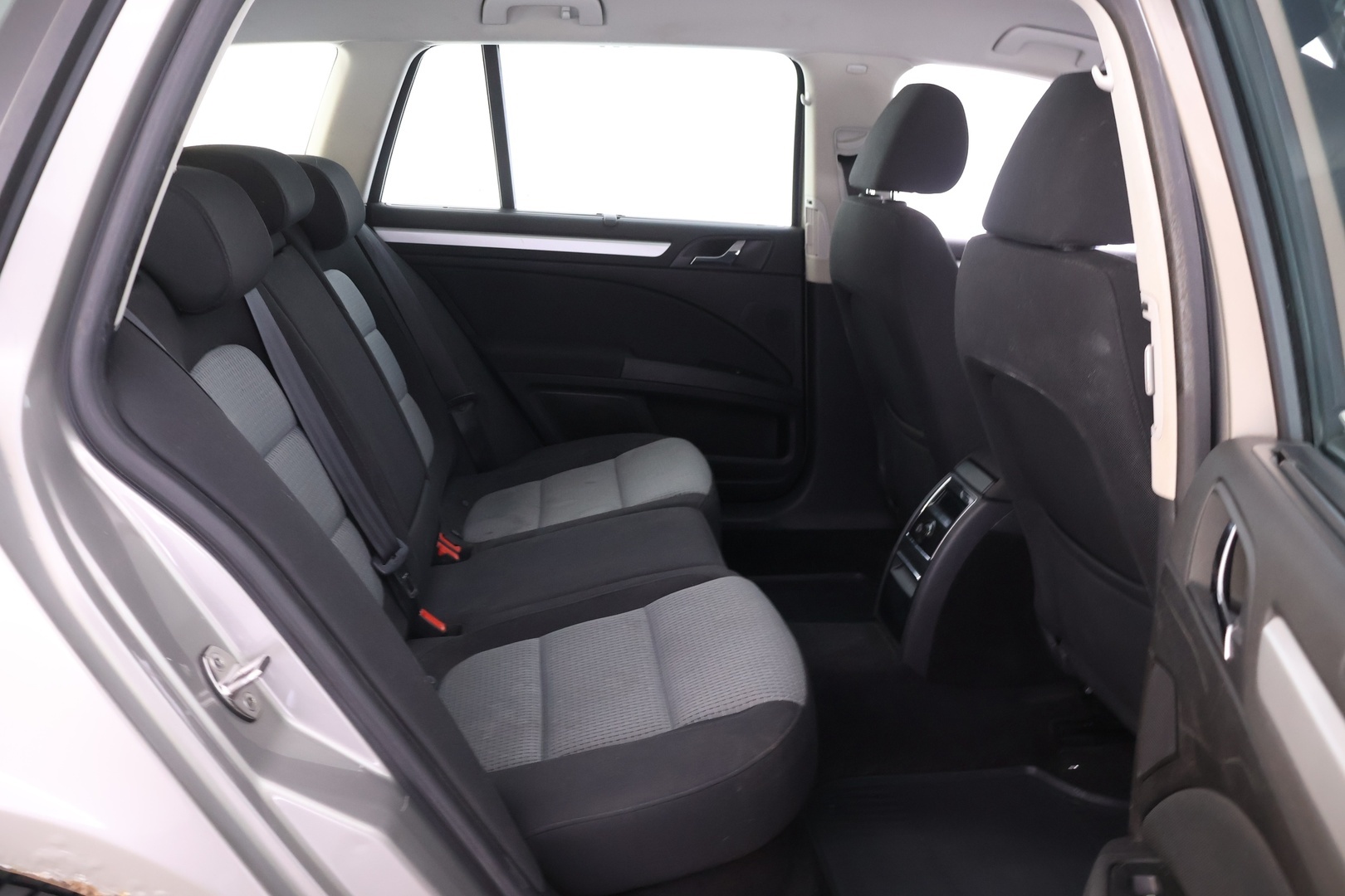 SKODA Superb 2010