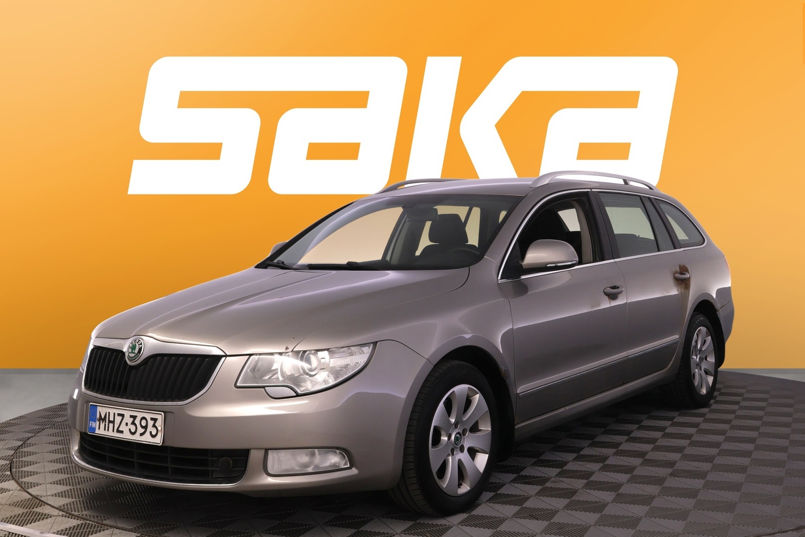 SKODA Superb 2010