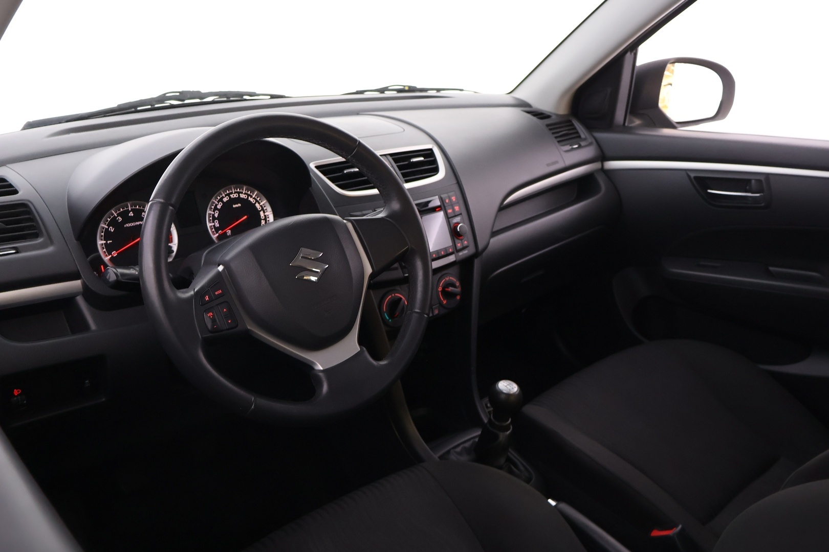 SUZUKI Swift 2011