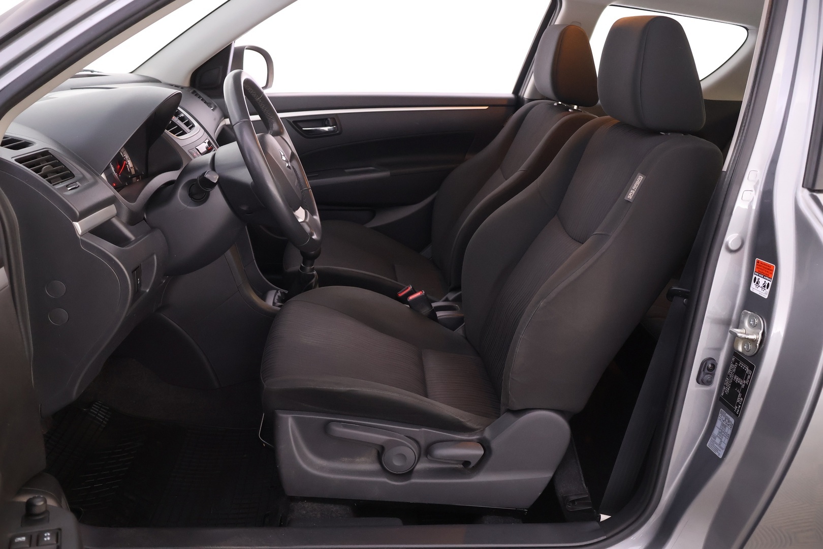 SUZUKI Swift 2011