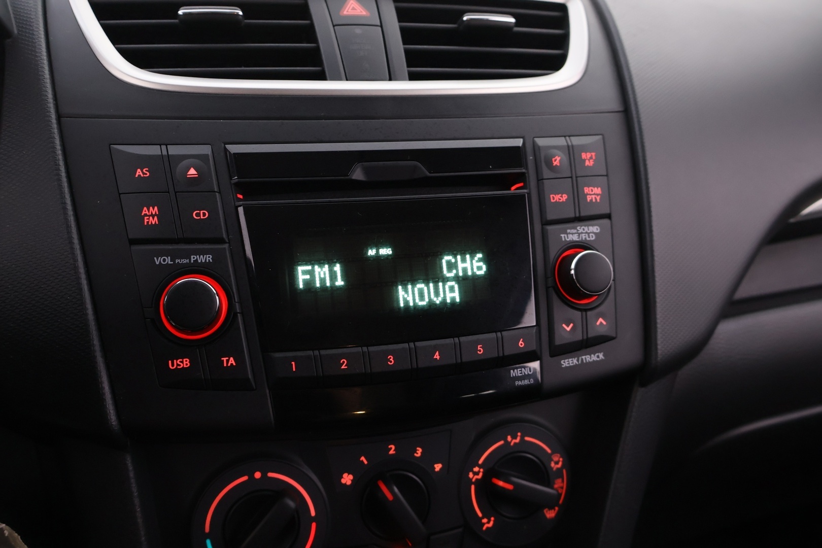 SUZUKI Swift 2011