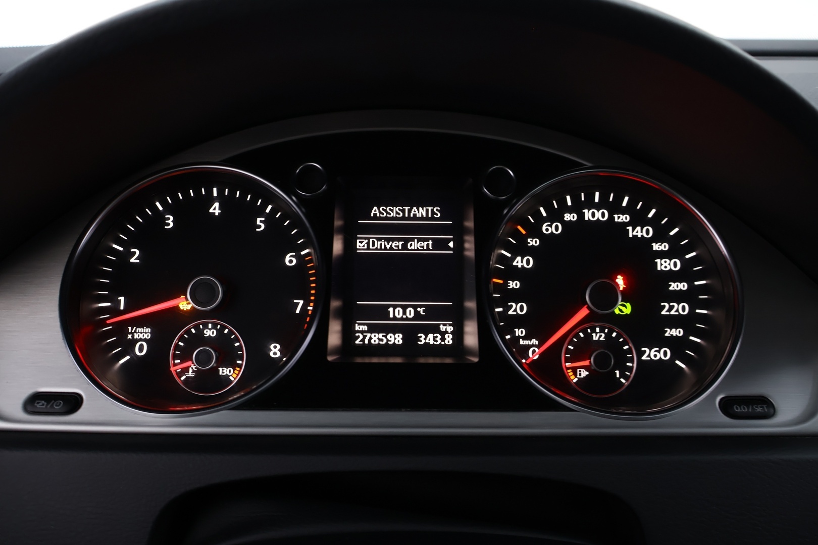 VOLKSWAGEN Passat 2013