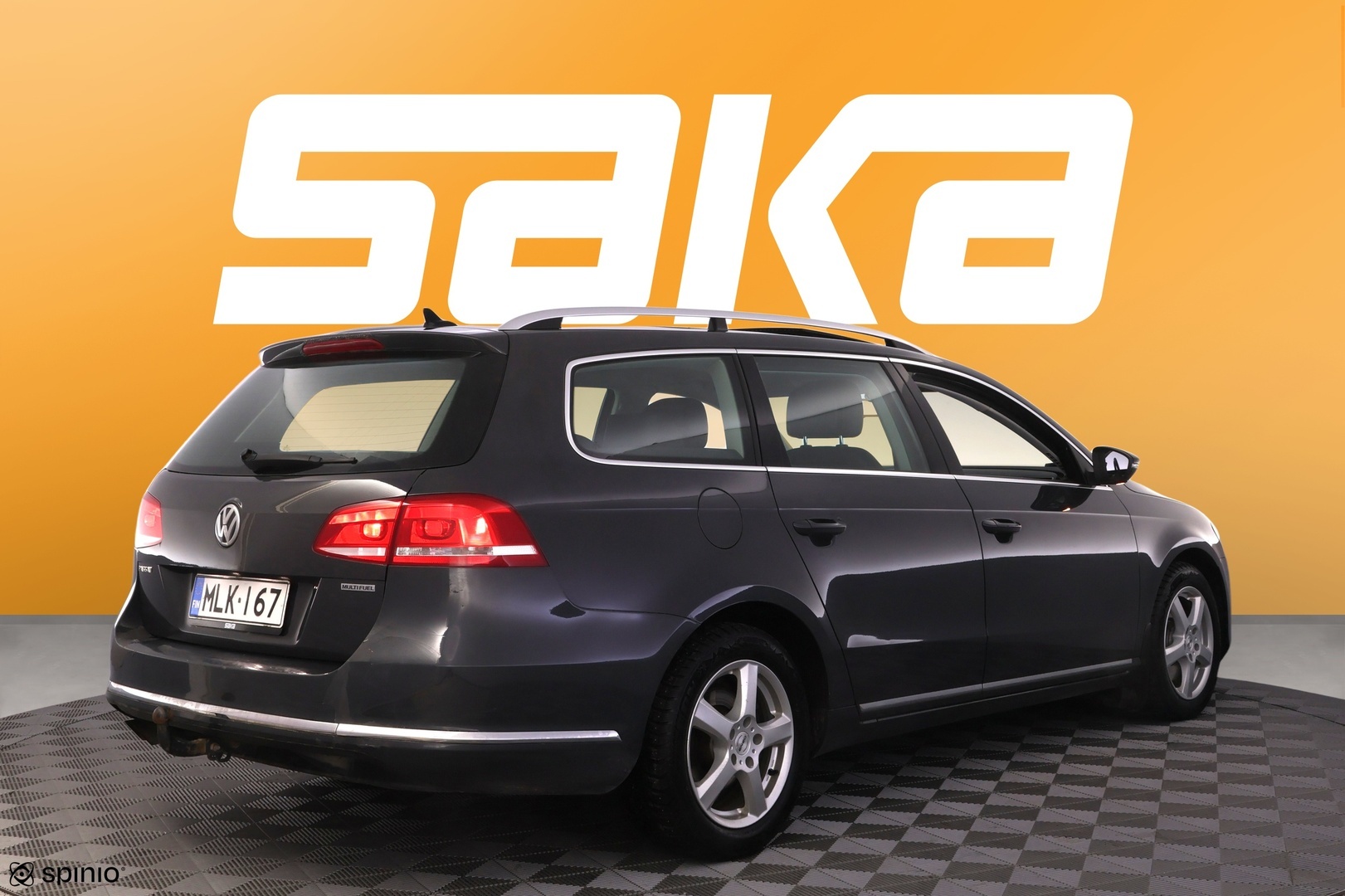 VOLKSWAGEN Passat 2013