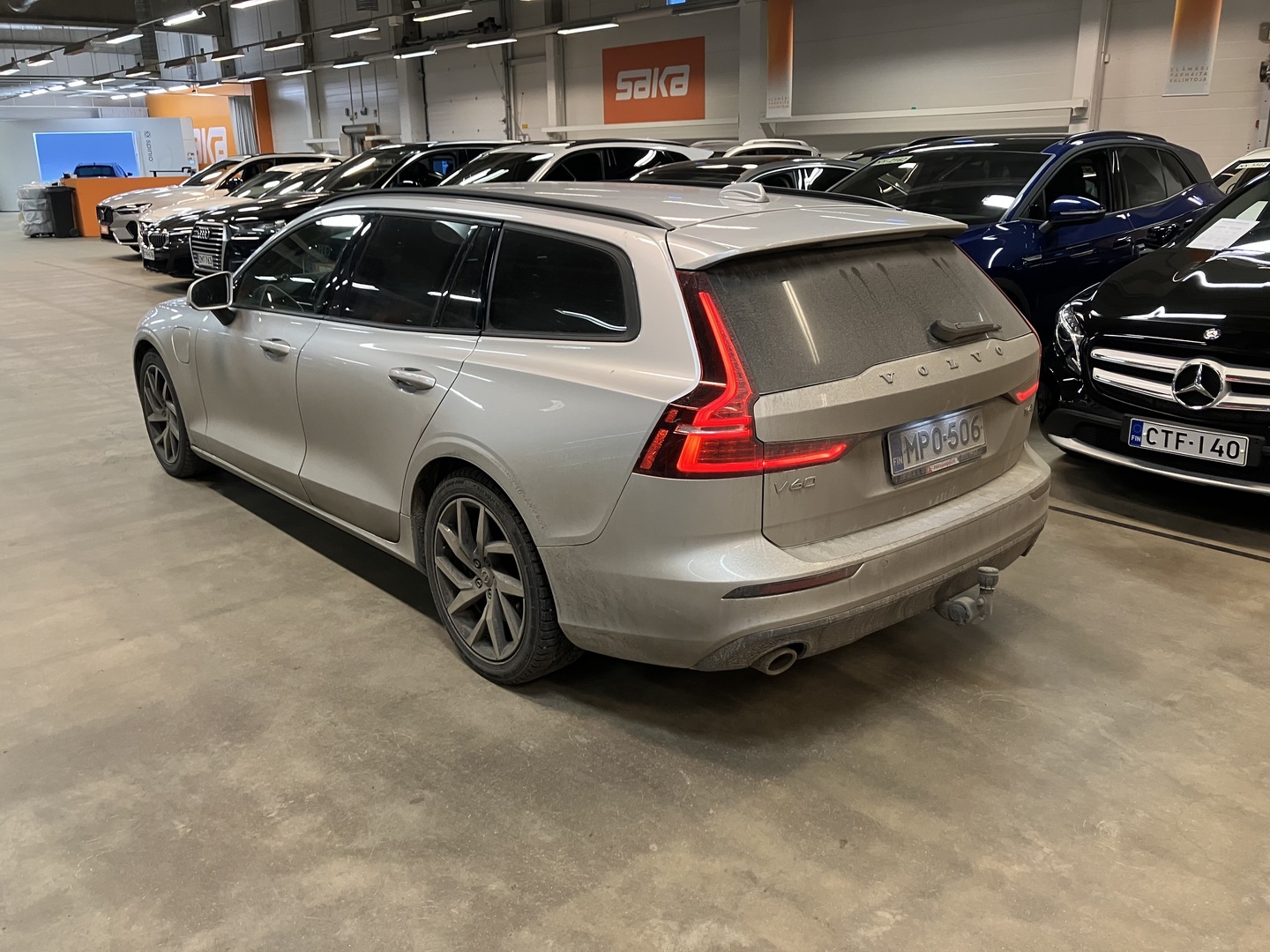 VOLVO V60 2020