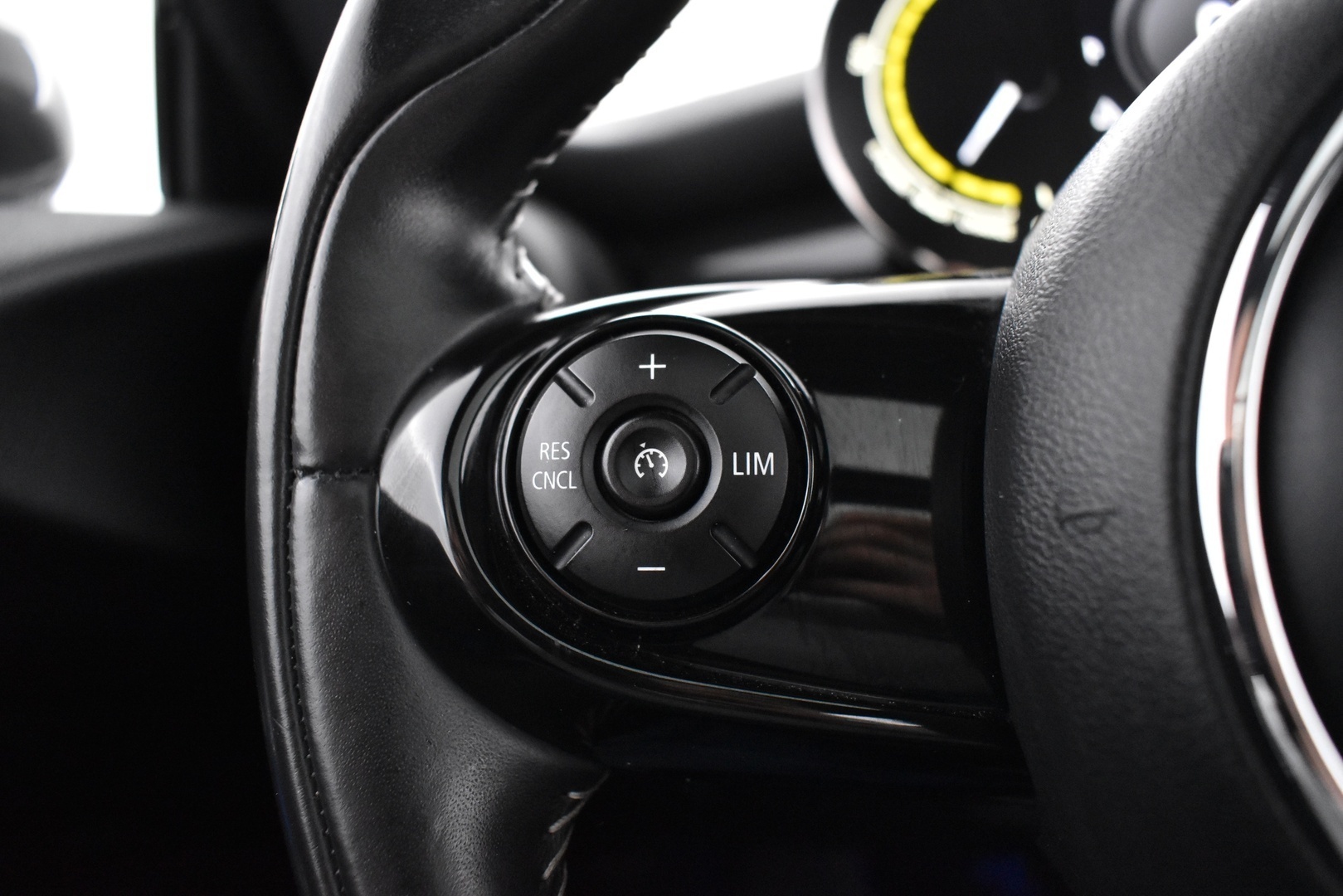 MINI COOPER SE 2021