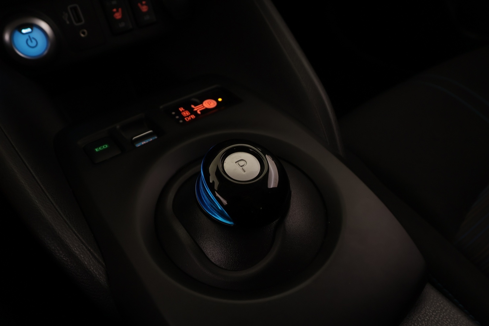 NISSAN Leaf 2022