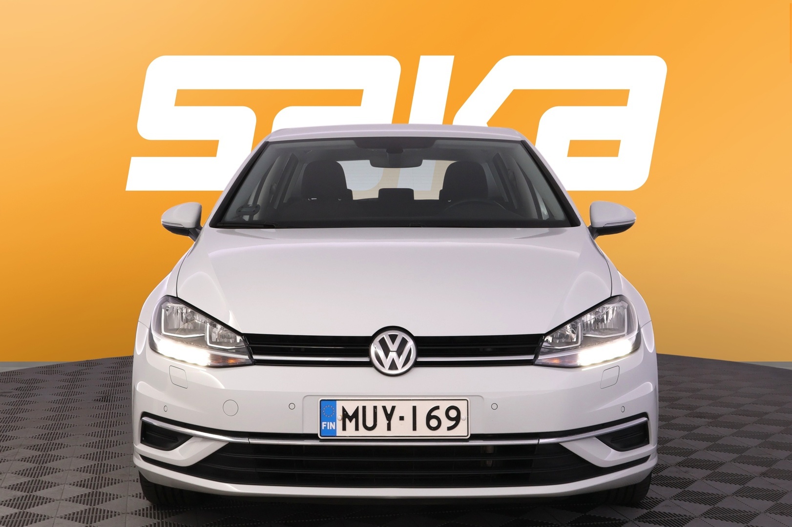 VOLKSWAGEN Golf 2020