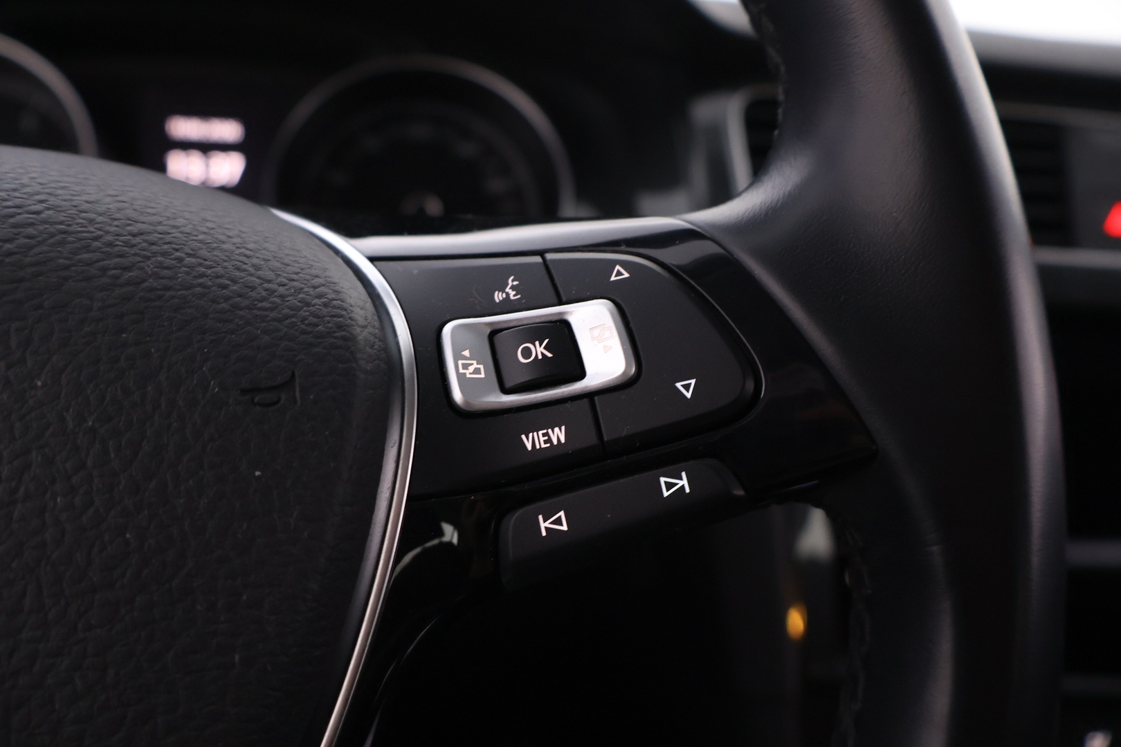 VOLKSWAGEN Golf 2020