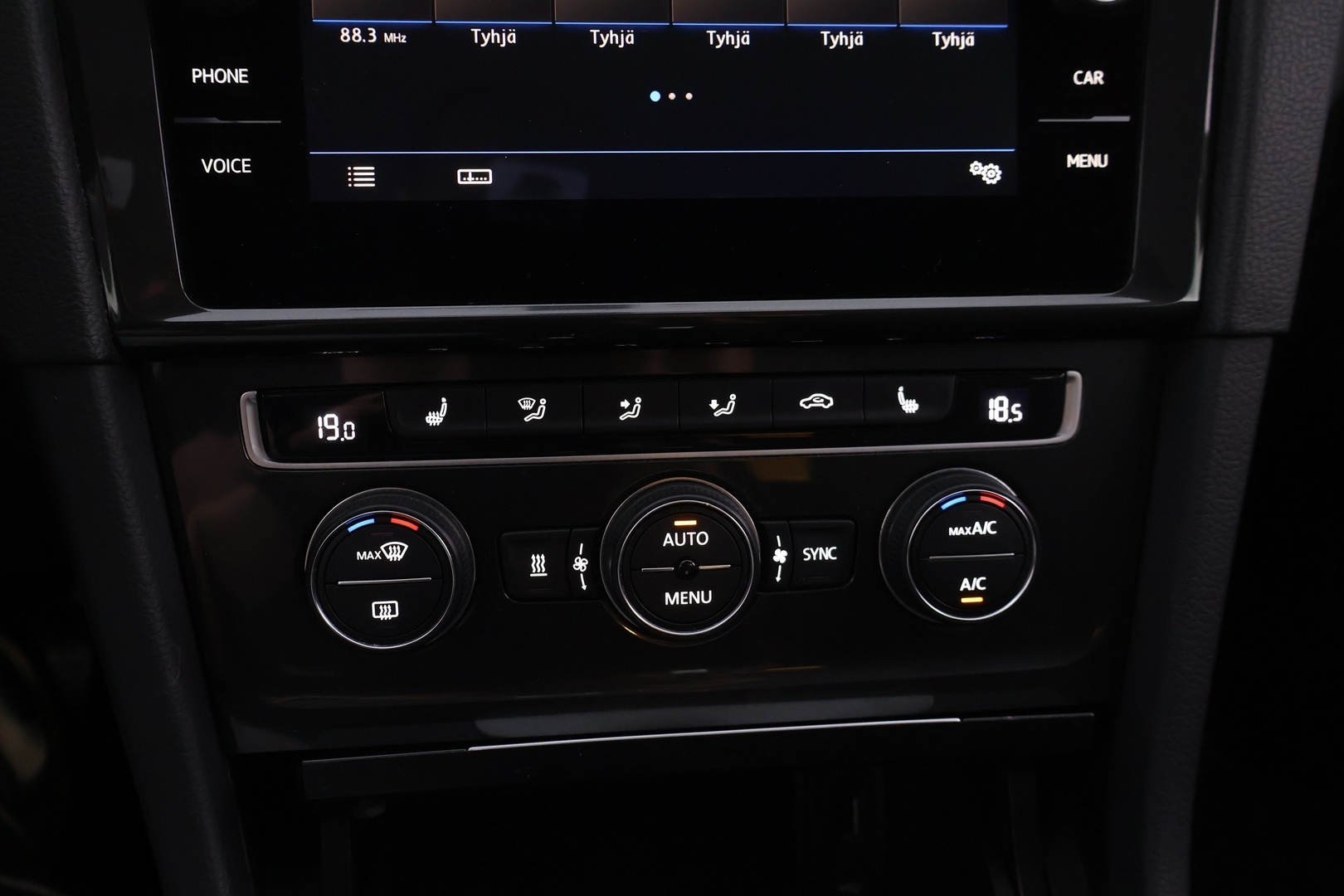 VOLKSWAGEN Golf 2020