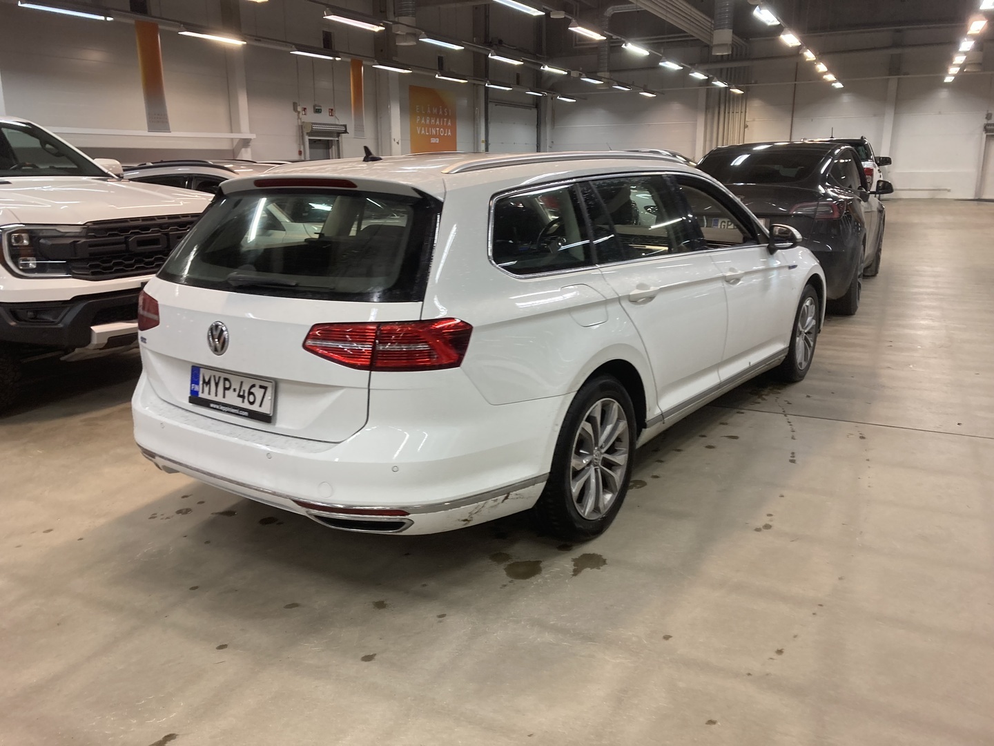 VOLKSWAGEN Passat 2016