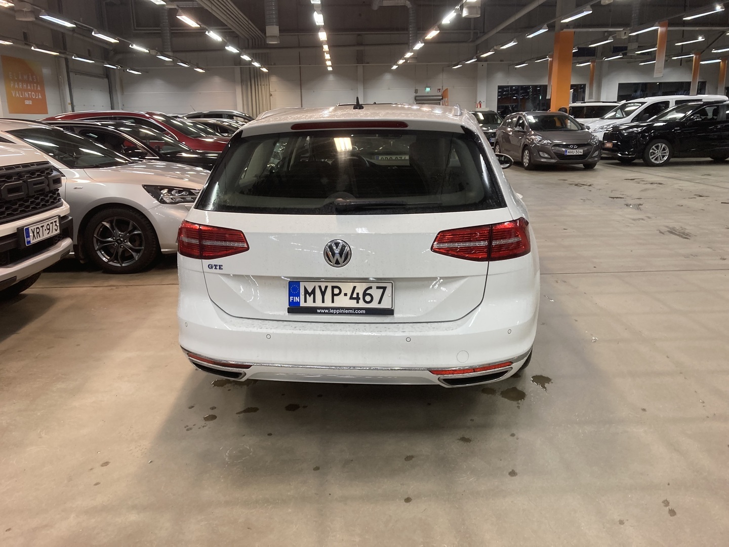 VOLKSWAGEN Passat 2016