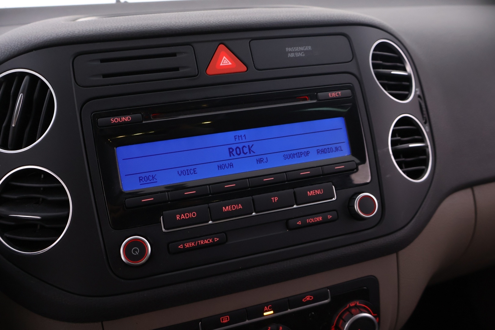 VOLKSWAGEN Golf Plus 2010