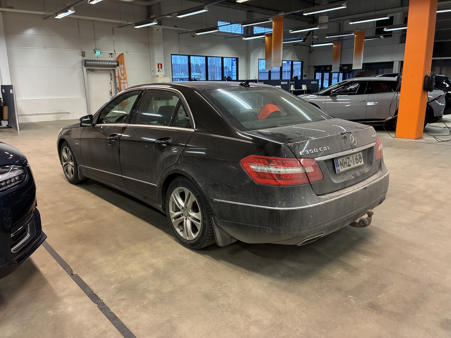 MERCEDES-BENZ E 2012