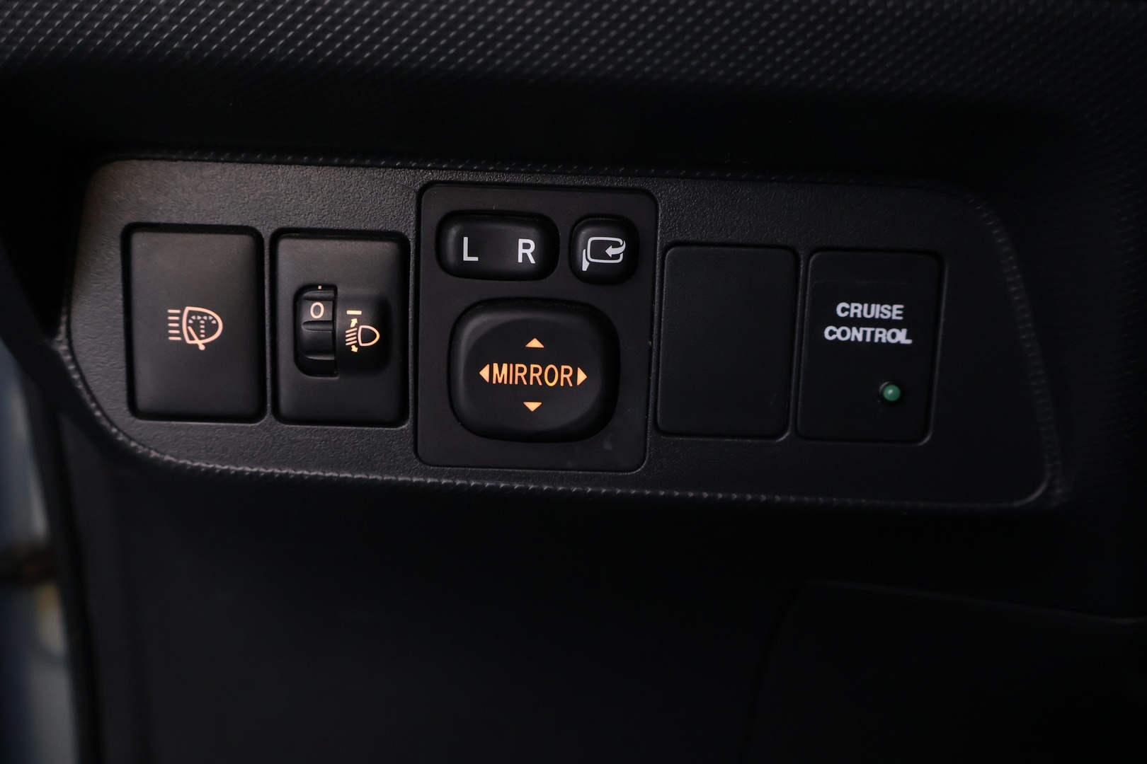 TOYOTA Auris 2011