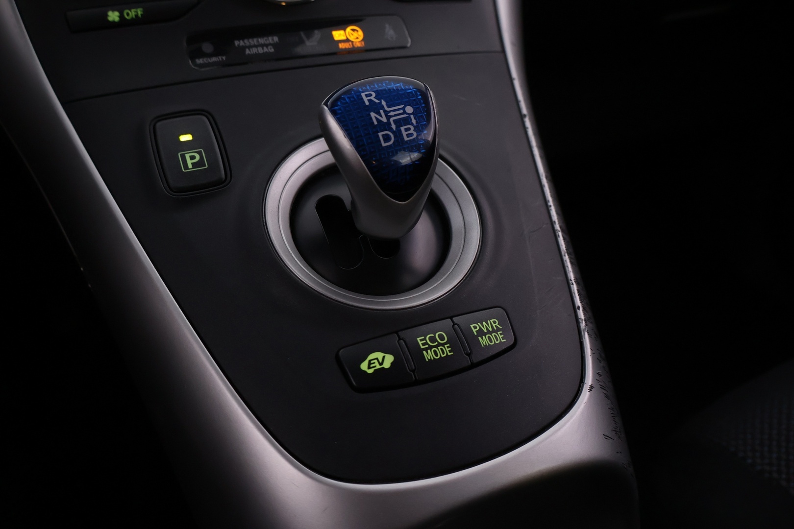 TOYOTA Auris 2011
