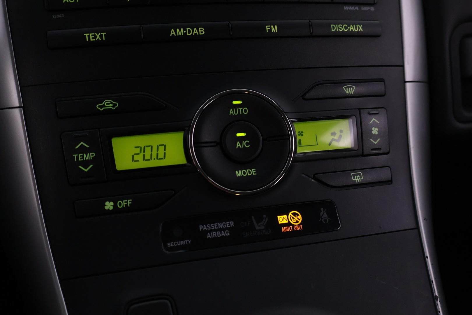 TOYOTA Auris 2011