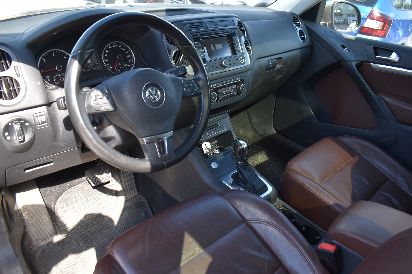 VOLKSWAGEN Tiguan 2013